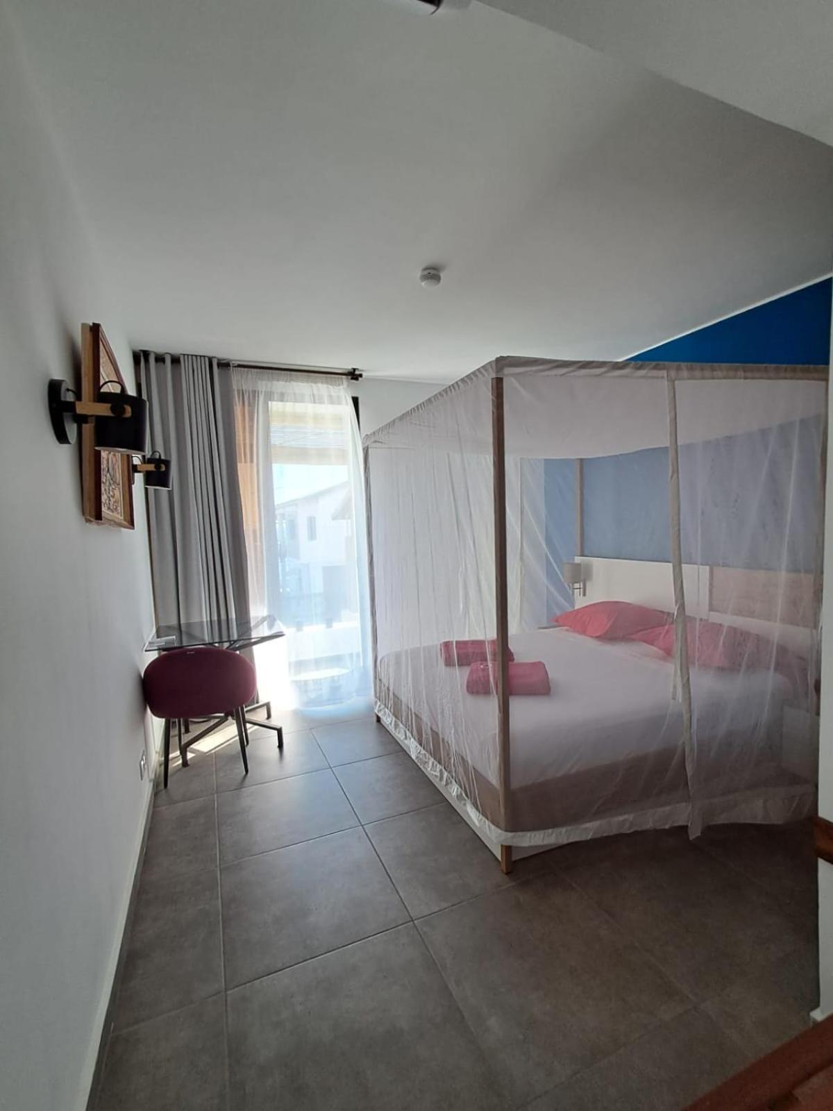 Marina Hotel Ambatoloaka Buitenkant foto
